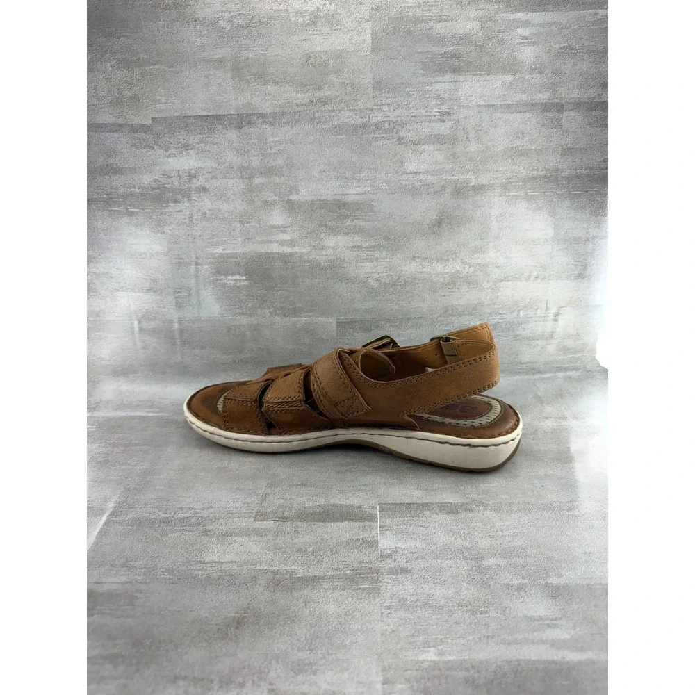 Born Khela Men Sz 10M Tan Leather Fisherman Sandals Strappy Buckle Shoes